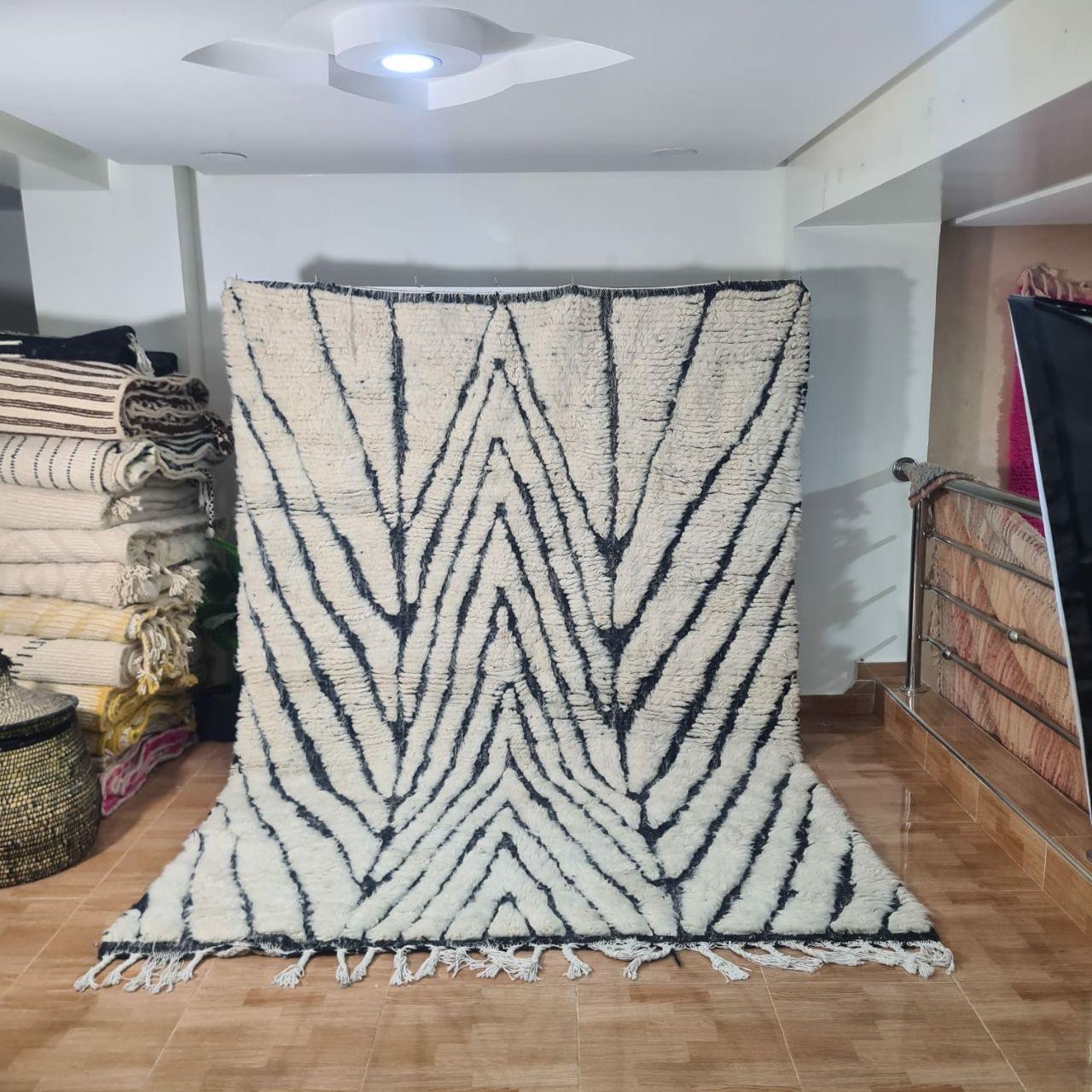 White Rihkam Marokkaans handgemaakt tapijt150 cm x 100 cm